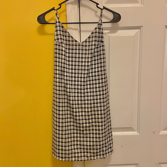 Black & White Checkered/Tartan/Plaid Spaghetti Strap bow tie Dress(Forever 21) - Picture 2 of 9